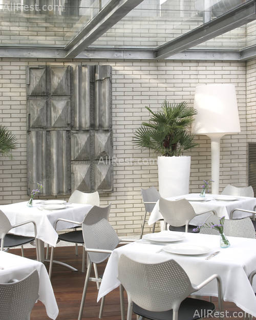 Claris Hotel 21